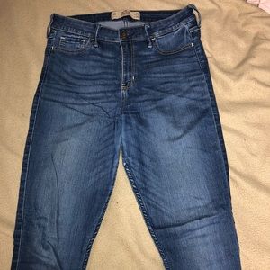 Hollister highwaisted jeans